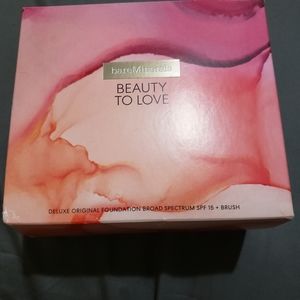 Bare minerals Beauty to Love Set